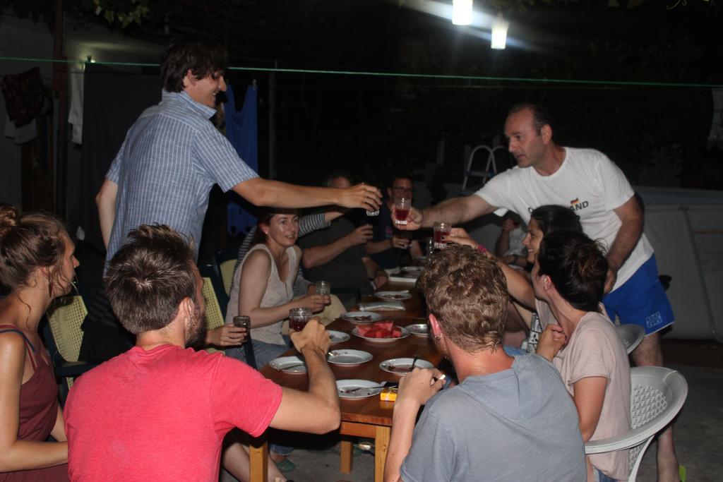 קוטאיסי Giorgi'S Homestay מראה חיצוני תמונה