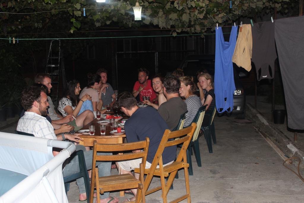 קוטאיסי Giorgi'S Homestay מראה חיצוני תמונה