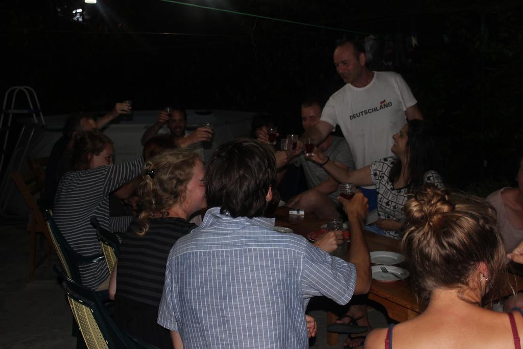 קוטאיסי Giorgi'S Homestay מראה חיצוני תמונה