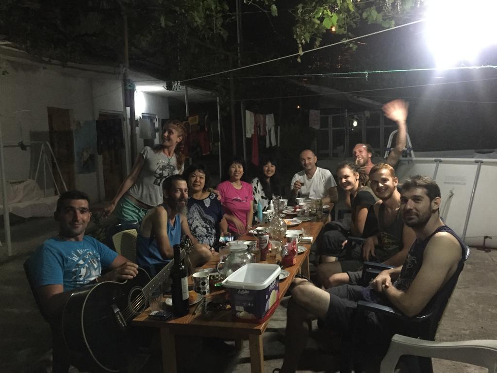 קוטאיסי Giorgi'S Homestay מראה חיצוני תמונה