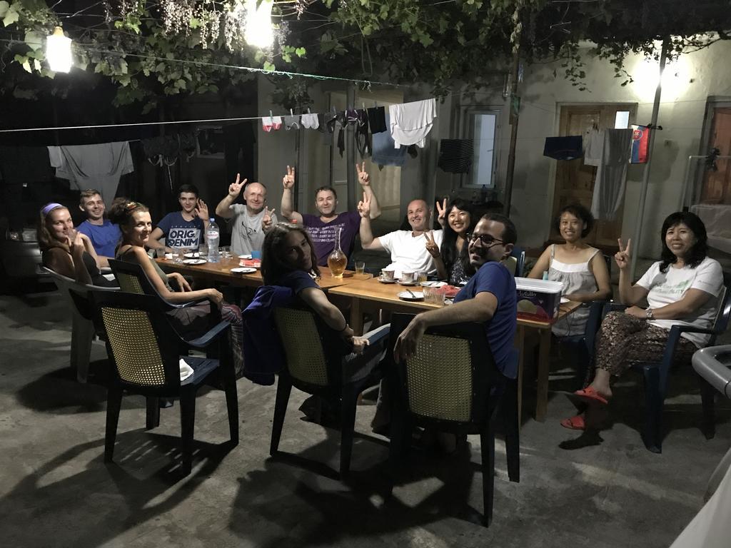 קוטאיסי Giorgi'S Homestay מראה חיצוני תמונה